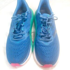 HOKA ONE ARAHI 5 WOMEN'S SIZE 12